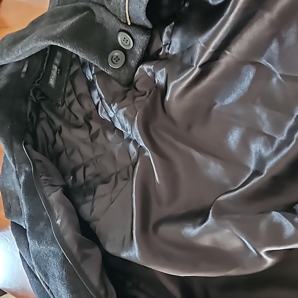 Women's coat - Picture 5 of 5